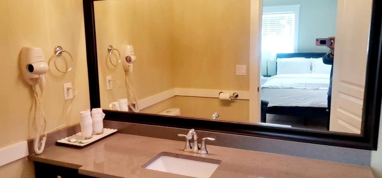 נאנאימו Beautiful Private Room In Blueback Beachfront מראה חיצוני תמונה
